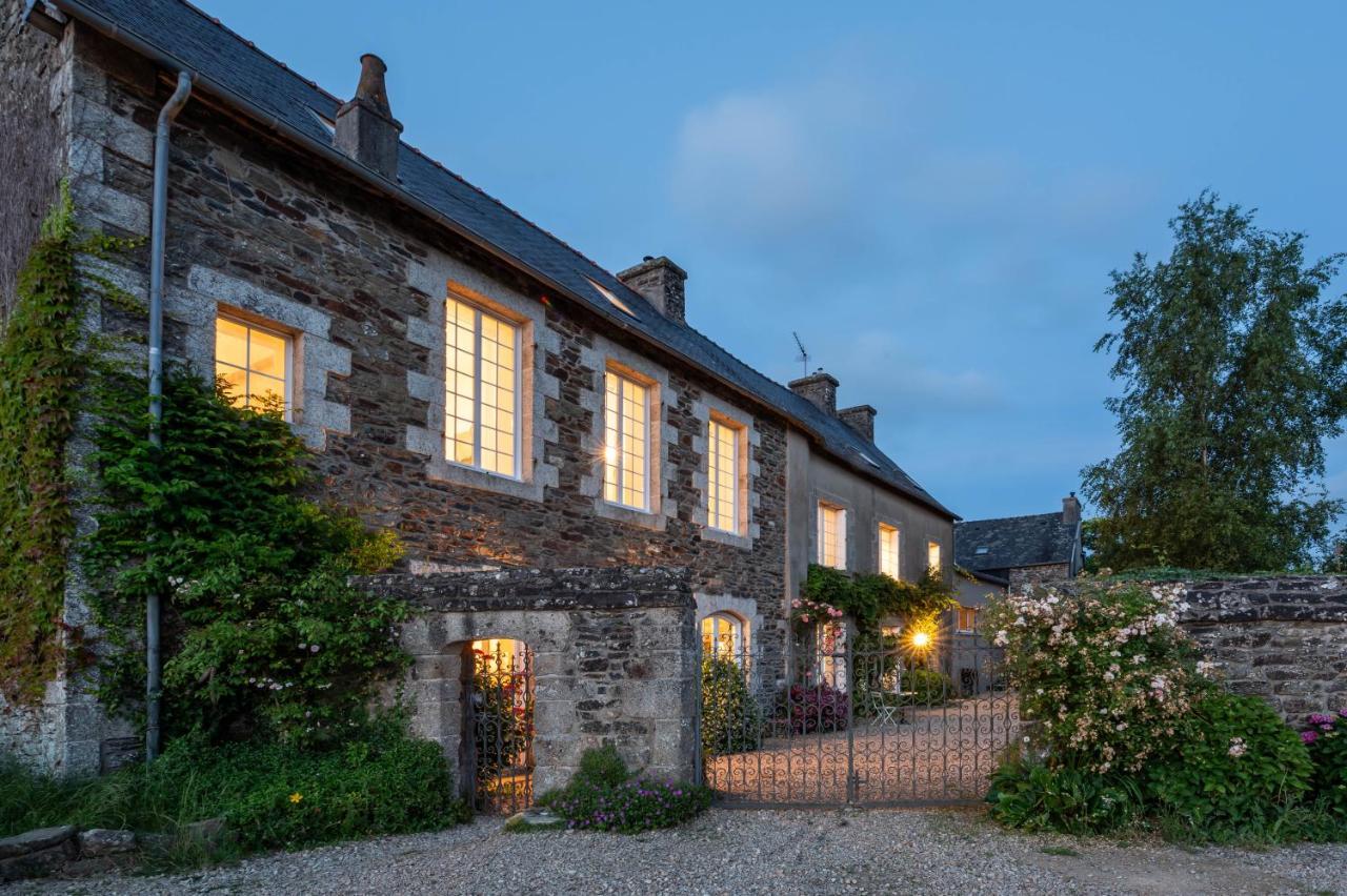 Ty Monde - Chambres D'Hotes En Finistere Poullaouen Eksteriør billede
