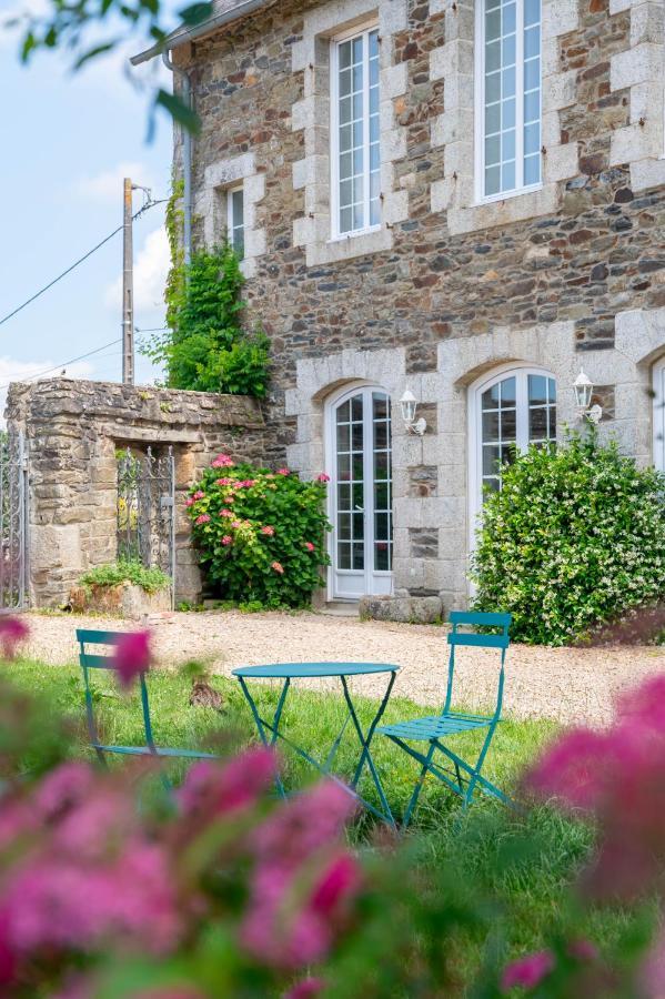 Ty Monde - Chambres D'Hotes En Finistere Poullaouen Eksteriør billede